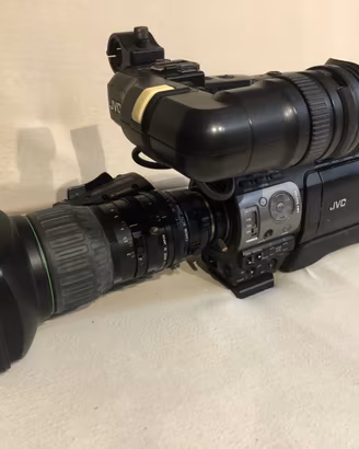 Telecamera professionale JVC GY-HM700 usata