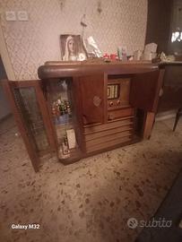 Radio mobile bar