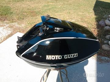 moto Guzzi California T3 serbatoio