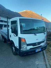 Nissan Cabstar cassone fisso