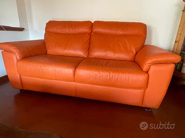Divano 3 posti  Chateau d´ Ax, arancio.