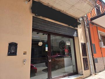 Locale commerciale PIZZERIA