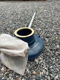 Pulitore per fondo piscina