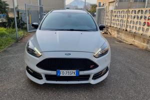 Ford Focus 2.0 EcoBoost 250 CV SW ST3