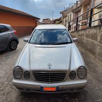 MERCEDES Classe E (W/S213) - 2000