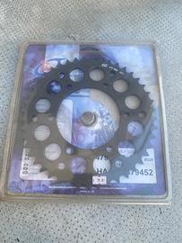 Corona e pignone R1 2005