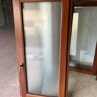 Finestra bagno in legno massello + persiana ferro