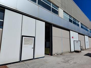 Locale commerciale ESPANSIONE 1