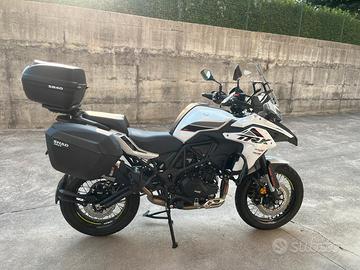 Benelli TRK 502X