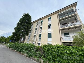 LOMAZZO: quadrilocale con terrazzo, box e cantina