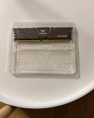DDR4 RAM Team T-Force Vulcan 8 GB