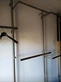 appenderia da muro per cabina armadio o negozio