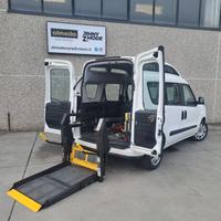 Fiat Doblò TRASPORTO DISABILI Tetto alto