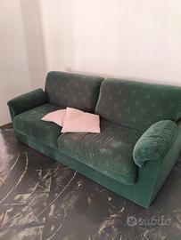 divano in tessuto artigianale