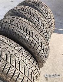 4 gomme usate invernali 215 65 17 Pirelli