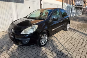 Renault Clio 1.2 16V 5 porte Le Iene