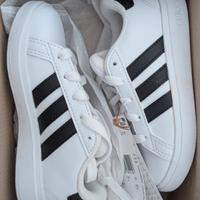 NUOVE - Scarpe Adidas Grand court bambino tg. 28