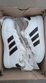 NUOVE - Scarpe Adidas Grand court bambino tg. 28
