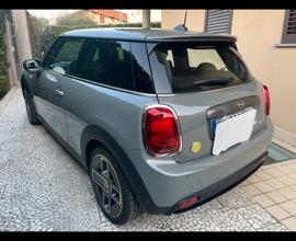 Mini Cooper SE Eletrica