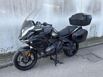 BMW Motorrad R 1300 R R 1300 RT