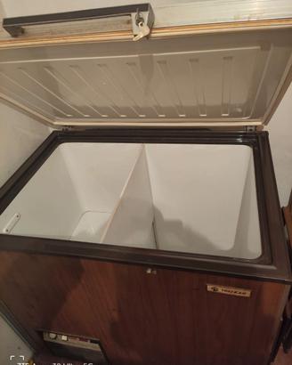 CONGELATORE A POZZETTO