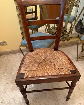 Sedia restaurata
