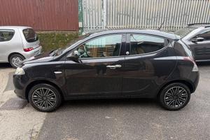 Lancia Ypsilon 1.2 5 porte GPL Ecochic Monogram