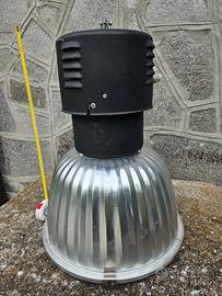 lampada grande industriale da arredamento 