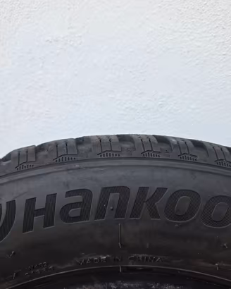 Hankook  185/60r15  invernali