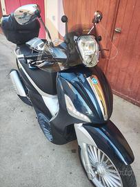 Piaggio Beverly 300 cc