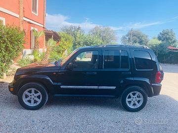Jeep grand cherokee 3.0 V6 CRD Laredo