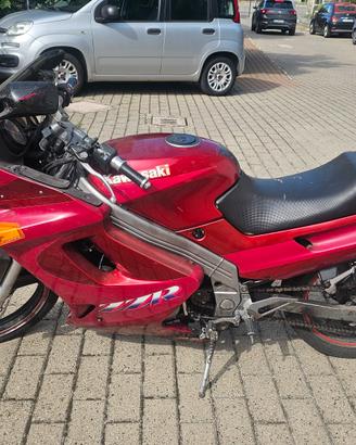 kawasaki zzr 250
