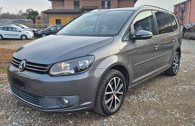 Volkswagen Touran 1.2 TSI BlueMotion (Solo X Expor