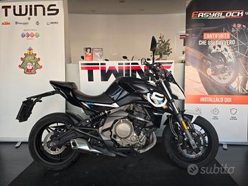 Cf Moto 650 NK _ Usato Permutabile