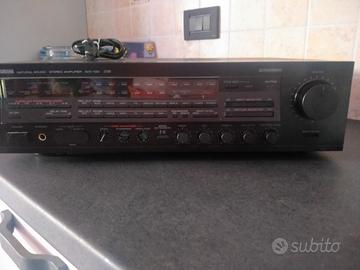 Amplificatore Yamaha AVX-100