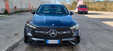 MERCEDES-GLC 220D COUPÉ AMG LINE- PREMIUM PLUS
