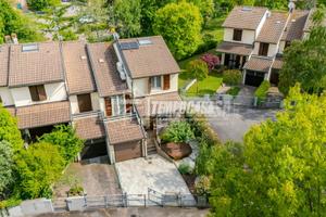 VILLETTA A SCHIERA DI TESTA IN ZONA ESCLUSIVA COMP