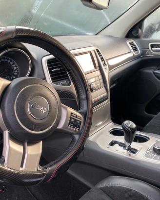 Motore e vari pezzi jeep Grand Cherokee wk2