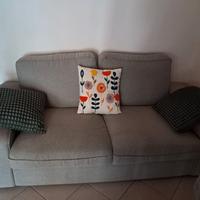 Divano 2 posti Ikea