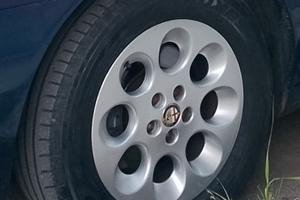 Cerchi 15 alfa romeo 147/156  da scambiare 