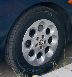 Cerchi 15 alfa romeo 147/156  da scambiare 