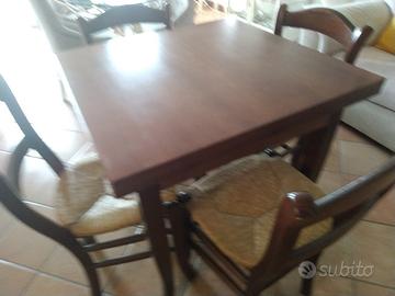 tavolo cucina e sedie