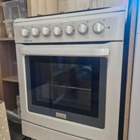 Forno con 4 fuochi