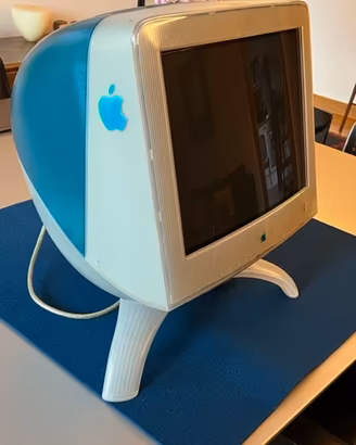 Apple monitor vintage