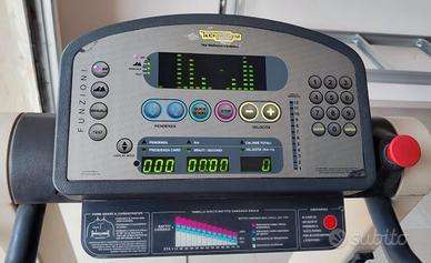 tappeto corsa tapis roulant teknogym run XT 600