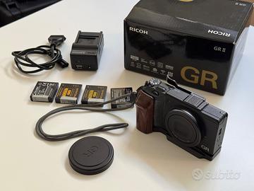 Ricoh GR II