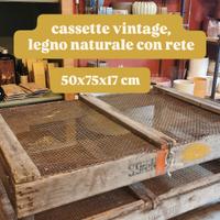 Cassette vintage legno naturale con rete