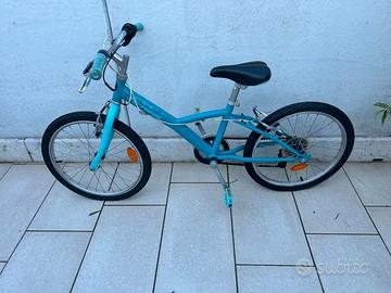 Bicicletta da bimbo azzurra