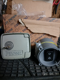 Gaposa Selettore a chiave con sportello cod. ACS1