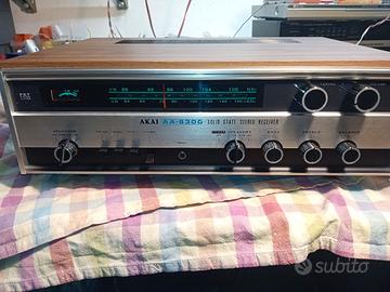 Sintoamplificatore Akai